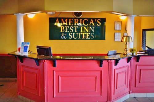 Americas Best Inn Birmingham Airport Interior photo