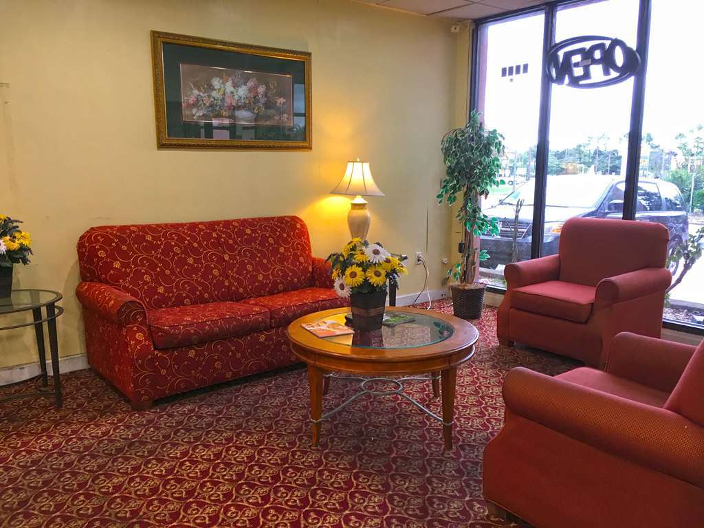 Americas Best Inn Birmingham Airport Interior photo